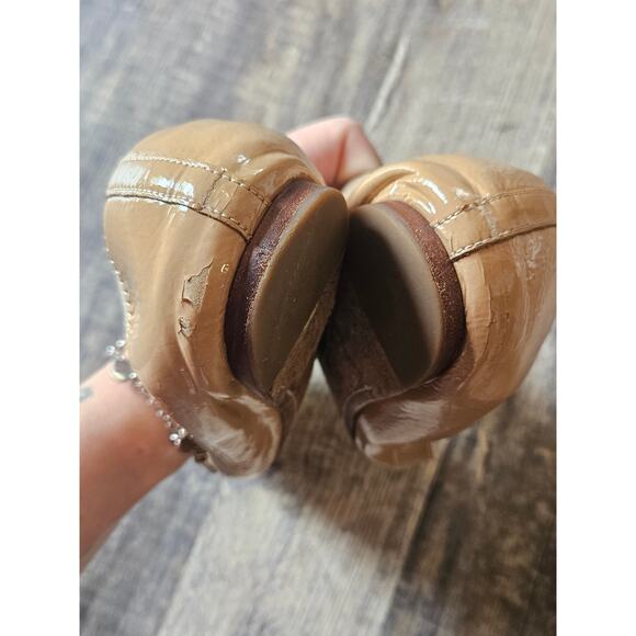 Tory Burch sz 9 Caroline Ballet Flats Slip On Beige Patent Leather gold nude - Picture 3 of 9